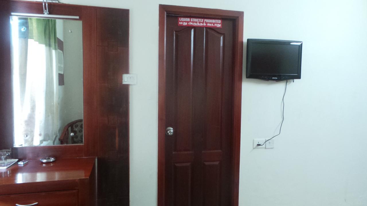 Kooloth Lake View Residency Hotel Coimbatore Eksteriør billede